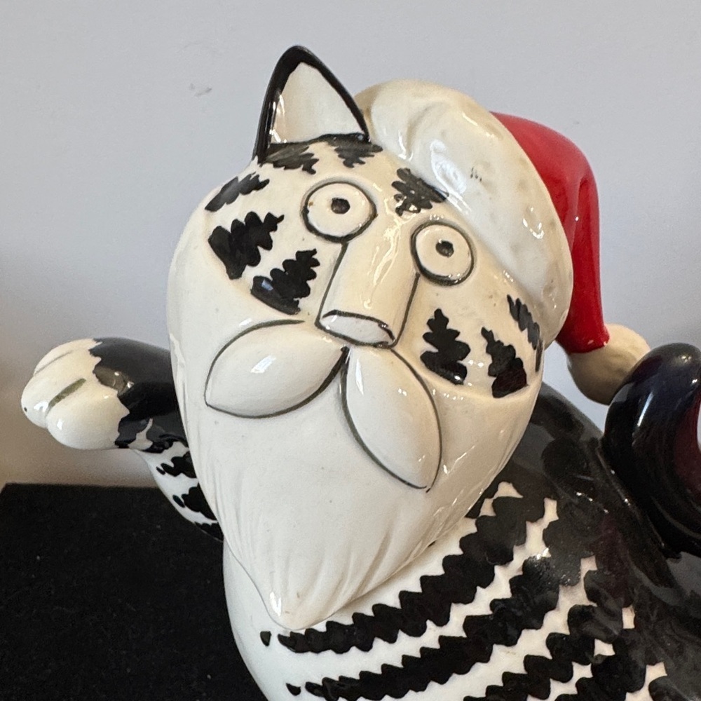 VINTAGE SIGMA TASTESETTERS CHRISTMAS CAT TEA POT SIZE 8“ x 4“ x 8“. - Picture 3 of 10